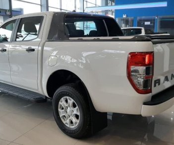 Ford Ranger Wildtrak 2.0L 2020 - Bán Ford Ranger Wildtrak 2.0L đời 2020, màu trắng, giao xe ngay