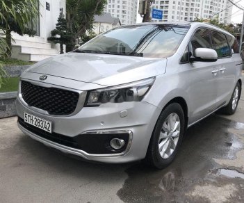 Kia Sedona 2015 - Xe Kia Sedona đời 2015, màu bạc, giá tốt