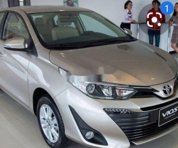 Toyota Vios  1.5G 2018 - Bán ô tô Toyota Vios 1.5G năm sản xuất 2018, màu bạc như mới, 500 triệu