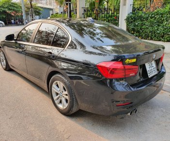 BMW 3 Series 2016 - Many Car cần bán nhanh chiếc BMW 3 Series 320i sản xuất 2016, nhập khẩu nguyên chiếc, giá tốt