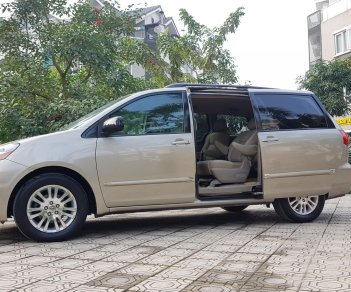 Toyota Sienna 2007 - Cần bán xe Toyota Sienna đời 2007, màu kem be, xe nhập khẩu, xe gia đình sử dụng