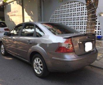 Ford Focus 2009 - Cần bán gấp Ford Focus năm sản xuất 2009, màu xám, giá chỉ 270 triệu