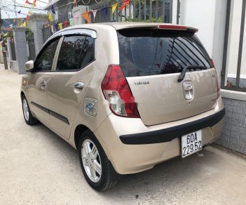 Hyundai Grand i10 2010 - Bán Hyundai Grand i10 đời 2010, màu vàng, nhập khẩu nguyên chiếc