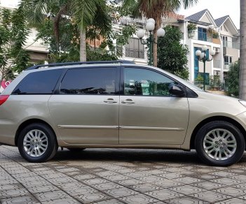 Toyota Sienna 2007 - Cần bán xe Toyota Sienna đời 2007, màu kem be, xe nhập khẩu, xe gia đình sử dụng