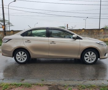 Toyota Vios 2014 - Chính chủ cần bán Toyota Vios năm sản xuất 2014, màu kem (be), số tự động