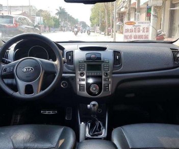 Kia Forte   2012 - Bán Kia Forte đời 2012, màu trắng, xe gia đình, giá 370tr