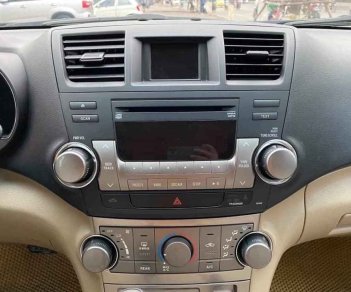 Toyota Highlander 2011 - Cần bán Toyota Highlander đời 2011, màu đen, đi được 80.000km