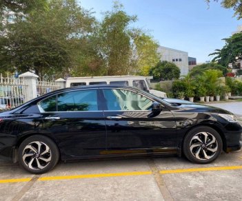 Honda Accord 2018 - Bán Honda Accord 2018, màu đen số tự động