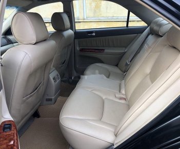 Toyota Camry    2004 - Bán ô tô Toyota Camry sản xuất năm 2004