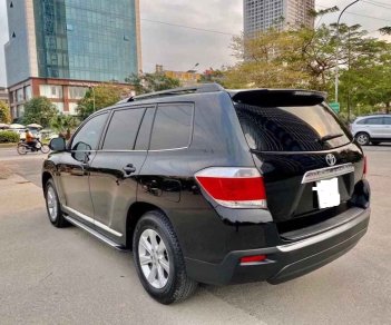 Toyota Highlander 2011 - Cần bán Toyota Highlander đời 2011, màu đen, đi được 80.000km