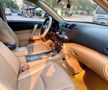 Toyota Highlander 2011 - Giao xe nhanh chóng, giá rẻ với chiếc Toyota Highlander SE 2.7L sản xuất 2011, màu đen, xe nhập