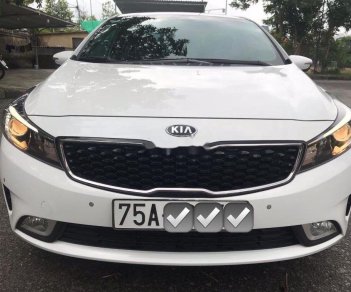 Kia Cerato 2018 - Cần bán lại xe Kia Cerato đời 2018, màu trắng