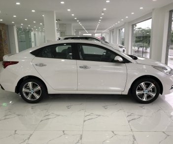 Hyundai Accent 1.4 AT 2020 - Cần bán xe Hyundai Accent 1.4 AT năm sản xuất 2020, màu trắng