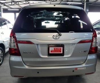 Toyota Innova 2014 - Cần bán xe Toyota Innova E MT, sản xuất 2014, màu bạc, giá thấp