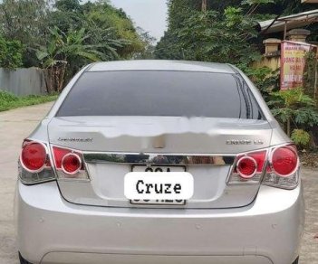 Chevrolet Cruze   2010 - Bán Chevrolet Cruze 2010, màu bạc, chính chủ