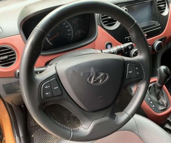 Hyundai Grand i10   2017 - Bán Hyundai Grand i10 sản xuất 2017, màu nâu, số tự động