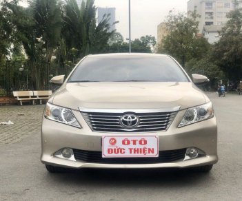 Toyota Camry 2015 - Ô tô Đức Thiện bán chiếc Toyota Camry 2.0Q, đời 2015, màu đen, giá thấp