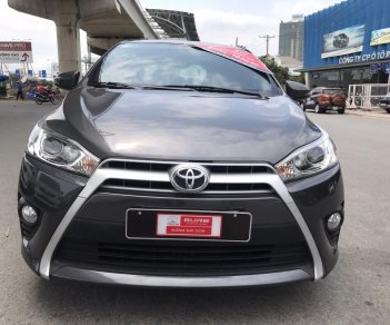 Toyota Yaris 2015 - Cần bán Toyota Yaris đời 2015, màu xám, xe công ty sử dụng