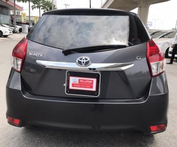 Toyota Yaris 2015 - Cần bán gấp Toyota Yaris 1.3G AT 2015, màu xám, nhập khẩu