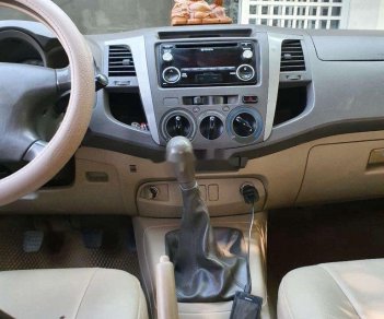 Toyota Hilux 2009 - Bán xe Toyota Hilux đời 2009, màu bạc, nhập khẩu, 295tr