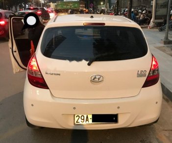 Hyundai i20 2011 - Bán Hyundai i20 sản xuất 2011, màu trắng, nhập khẩu nguyên chiếc, 315 triệu