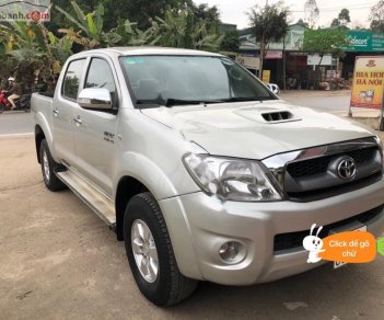 Toyota Hilux 2009 - Bán ô tô Toyota Hilux sản xuất năm 2009, màu bạc, 325 triệu