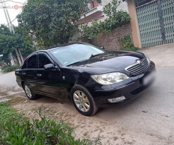 Toyota Camry 2002 - Cần bán gấp Toyota Camry sản xuất 2002, màu đen