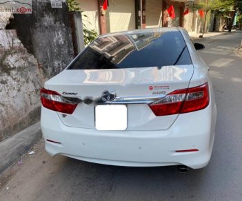 Toyota Camry 2014 - Xe Toyota Camry 2.5Q đời 2014, màu trắng, giá 789tr