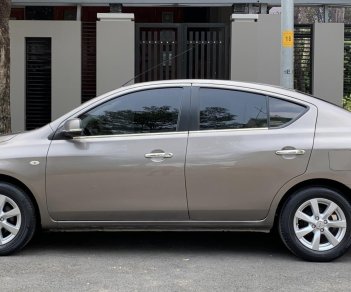 Nissan Sunny 2013 - Cần bán lại xe Nissan Sunny sản xuất năm 2013, màu ghi xám, giá chỉ 345 triệu