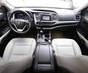 Toyota Highlander   2014 - Bán Toyota Highlander LE 2.7 đời 2014, màu vàng, xe nhập  