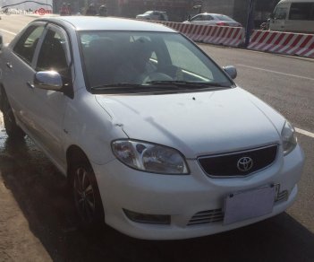 Toyota Vios   2004 - Bán Toyota Vios 1.5G năm sản xuất 2004, màu trắng, giá tốt