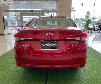 Toyota Vios   2020 - Cần bán Toyota Vios sản xuất năm 2020, màu đỏ, giá 555tr