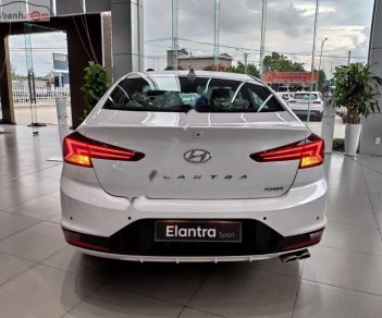 Hyundai Elantra   2020 - Bán xe Hyundai Elantra Sport 1.6 AT sản xuất 2020, màu trắng