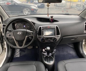 Hyundai i20 1.4 AT 2013 - Bán Hyundai i20 1.4 AT sản xuất năm 2013, màu trắng, xe nhập