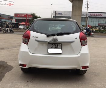 Toyota Yaris   2015 - Bán Toyota Yaris 1.3E sản xuất 2015, màu trắng, xe nhập
