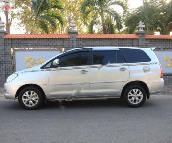 Toyota Innova   2006 - Bán xe Toyota Innova G 2006, giá chỉ 282 triệu