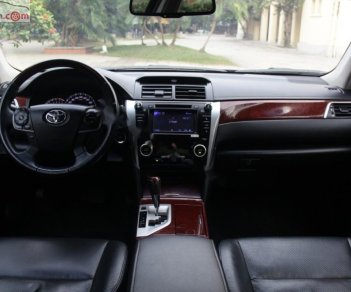 Toyota Camry   2014 - Bán Toyota Camry 2.5Q sản xuất năm 2014, màu đen, chính chủ