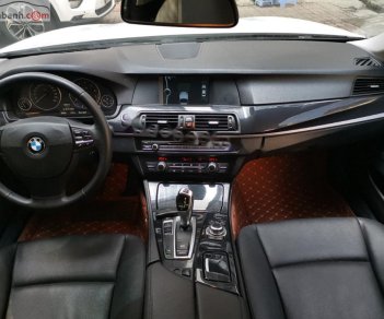 BMW 5 Series   2012 - Cần bán xe BMW 520i đời 2012, màu trắng, xe nhập, giá tốt