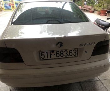 BMW 5 Series   2002 - Bán xe BMW 525i sản xuất 2002, màu trắng, chính chủ 