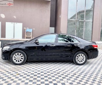 Toyota Camry 2.0L 2011 - Bán xe Toyota Camry 2.0L năm sản xuất 2011, màu đen, xe nhập chính chủ