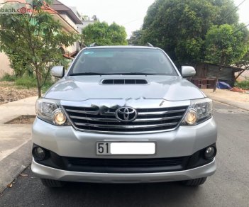 Toyota Fortuner   2013 - Bán Toyota Fortuner 2.5G đời 2013, màu bạc xe gia đình