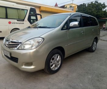 Toyota Innova 2007 - Cần bán gấp Toyota Innova sản xuất năm 2007, màu vàng cát