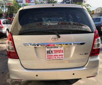 Toyota Innova 2.0G 2013 - Bán xe Toyota Innova 2.0G năm sản xuất 2013, màu bạc như mới, giá tốt