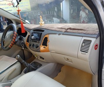 Toyota Innova 2009 - Bán Toyota Innova sản xuất năm 2009, màu bạc, 335 triệu