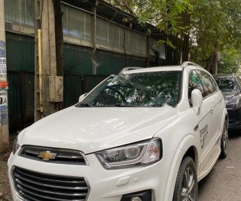 Chevrolet Captiva   2017 - Bán Chevrolet Captiva Revv LTZ 2.4 AT 2017, màu trắng, xe gia đình