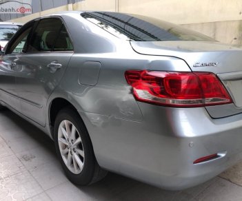 Toyota Camry   2009 - Bán Toyota Camry 2.4G đời 2009, màu bạc như mới