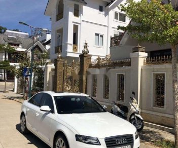 Audi A4    2011 - Cần bán lại xe Audi A4 đời 2011, màu trắng, nhập khẩu nguyên chiếc