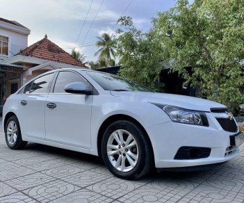 Chevrolet Cruze   2015 - Bán xe Chevrolet Cruze đời 2015, màu trắng, giá tốt