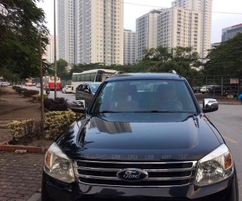 Ford Everest MT  2014 - Cần bán lại xe Ford Everest MT năm 2014, màu đen chính chủ