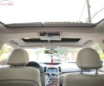 Toyota Venza   2010 - Bán Toyota Venza 3.5 AWD năm 2010, màu trắng, nhập khẩu  